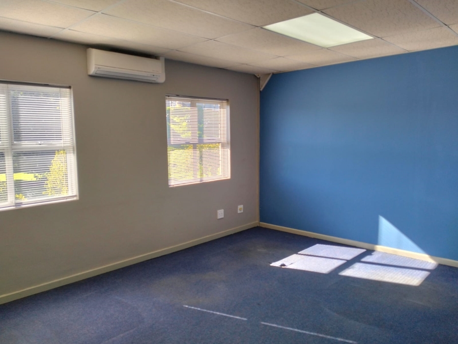To Let Commercial Property for Rent in Rosenpark Western Cape